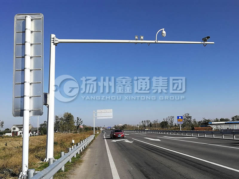 DJG-029，電子警察桿，流量監(jiān)測(cè)桿